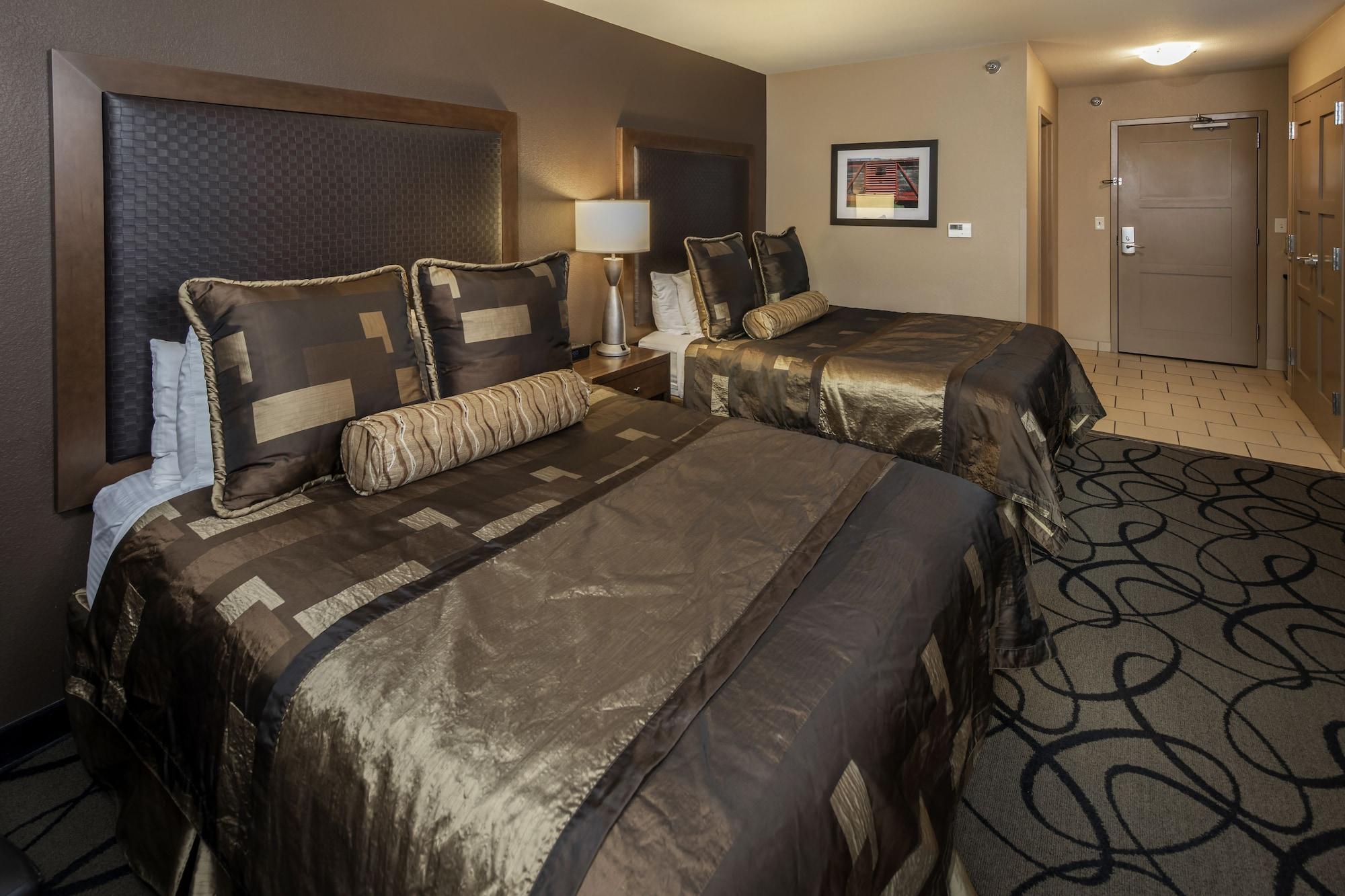 Clubhouse Hotel And Suites ปิแอร์ ภายนอก รูปภาพ