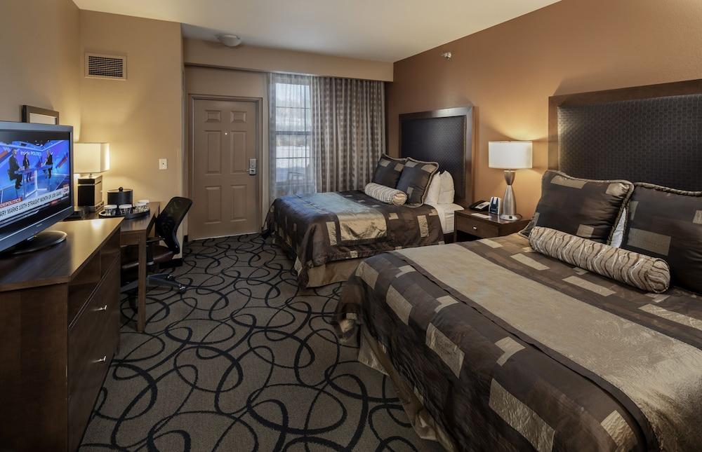 Clubhouse Hotel And Suites ปิแอร์ ภายนอก รูปภาพ