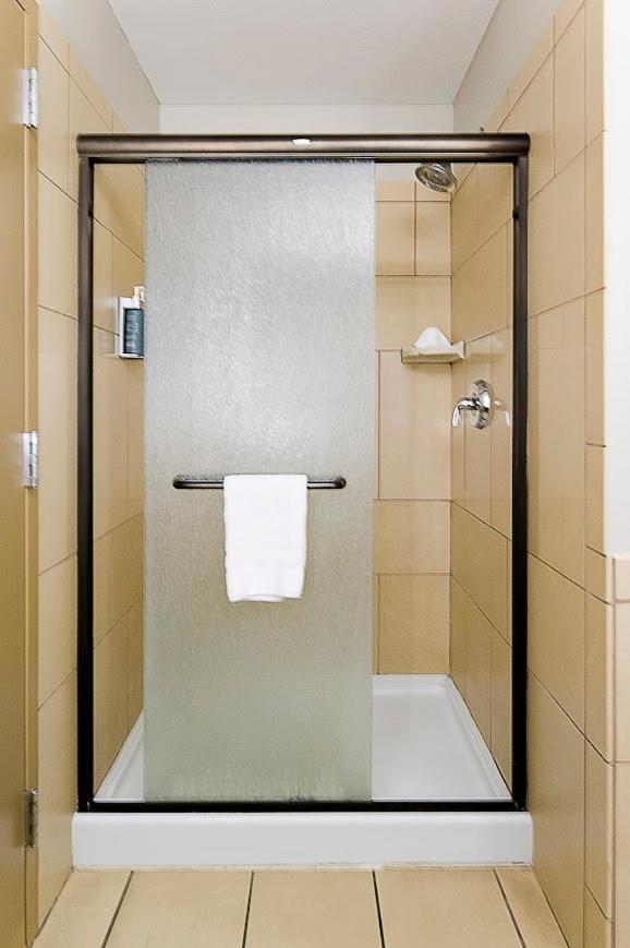 Clubhouse Hotel And Suites ปิแอร์ ภายนอก รูปภาพ