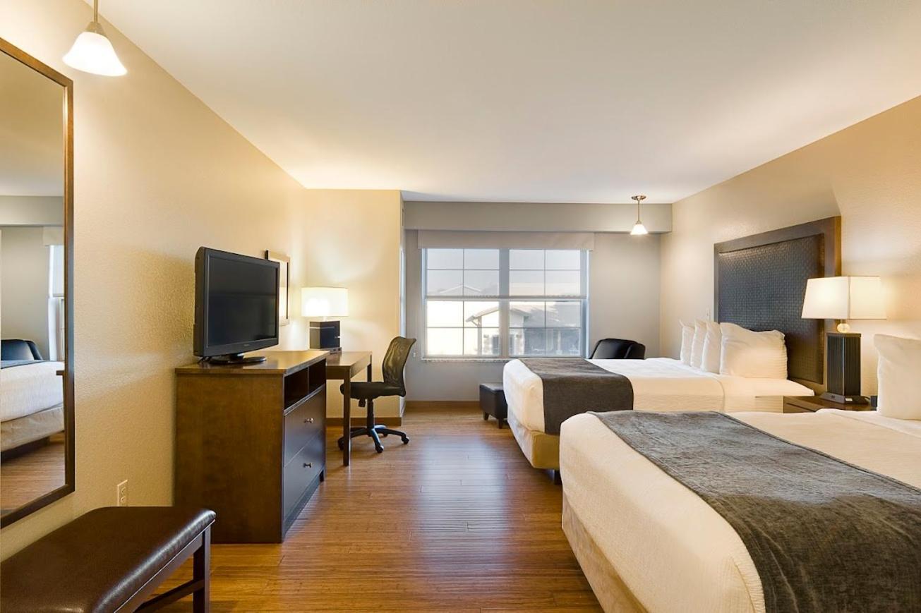 Clubhouse Hotel And Suites ปิแอร์ ภายนอก รูปภาพ