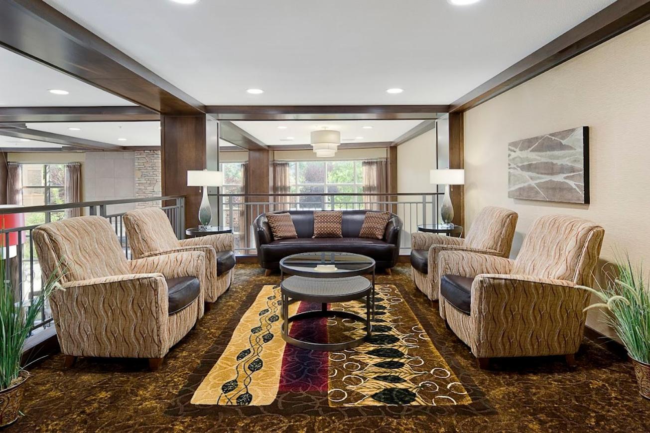 Clubhouse Hotel And Suites ปิแอร์ ภายนอก รูปภาพ