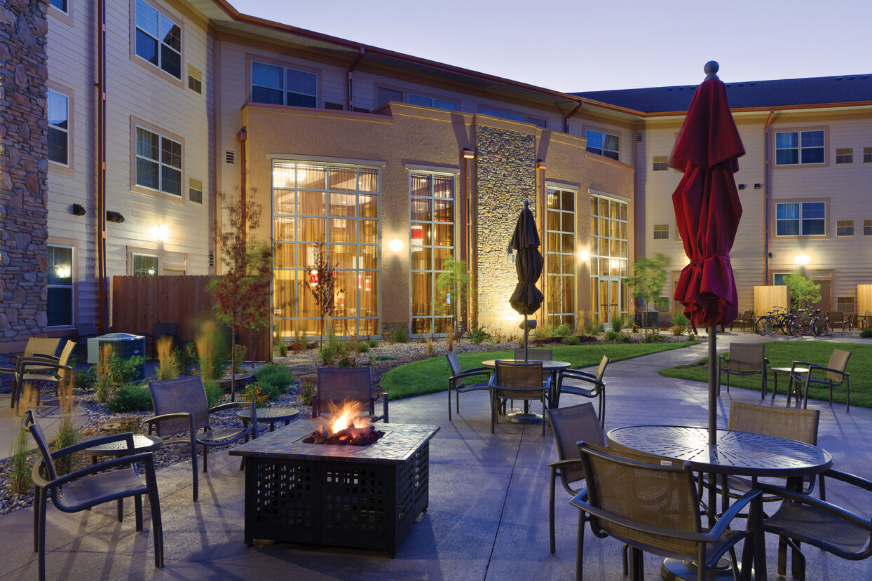 Clubhouse Hotel And Suites ปิแอร์ ร้านอาหาร รูปภาพ
